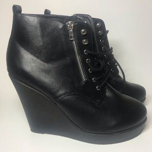 torrid Shoes - Black high bootie torrid Shoes - Black high bootie